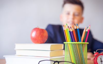 Reposição de uniformes escolares ao longo do ano: como organizar sem dor de cabeça